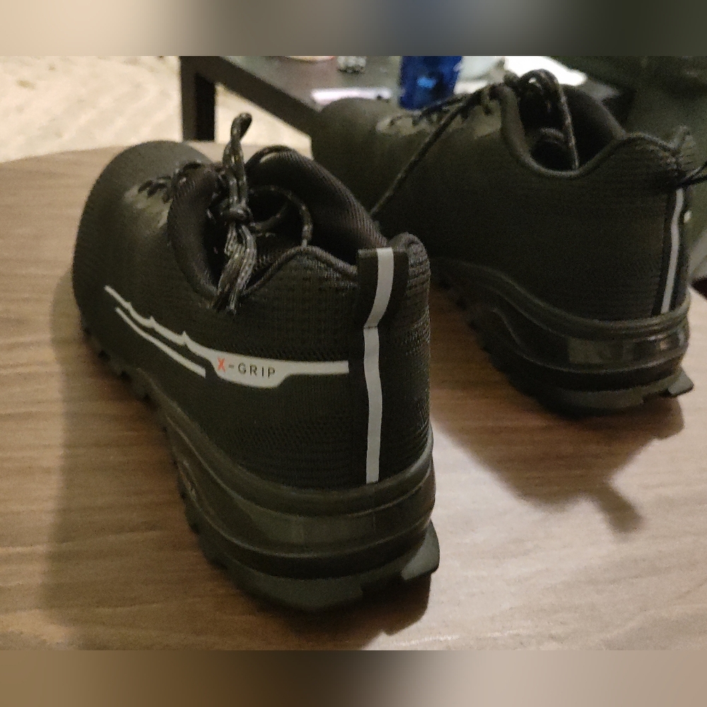 Size 12.5 - Picture 4 of 5
